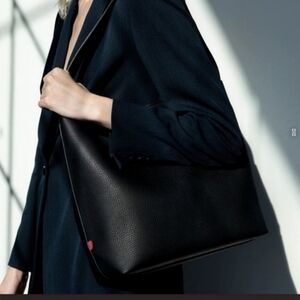 Jane shoulder bag signet